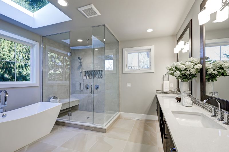Shower-Tub Combo for Small Bathrooms